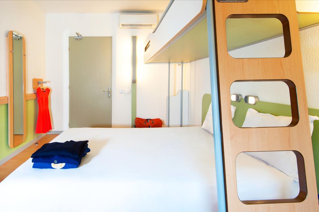 Ibis Budget Селеста Екстер'єр фото
